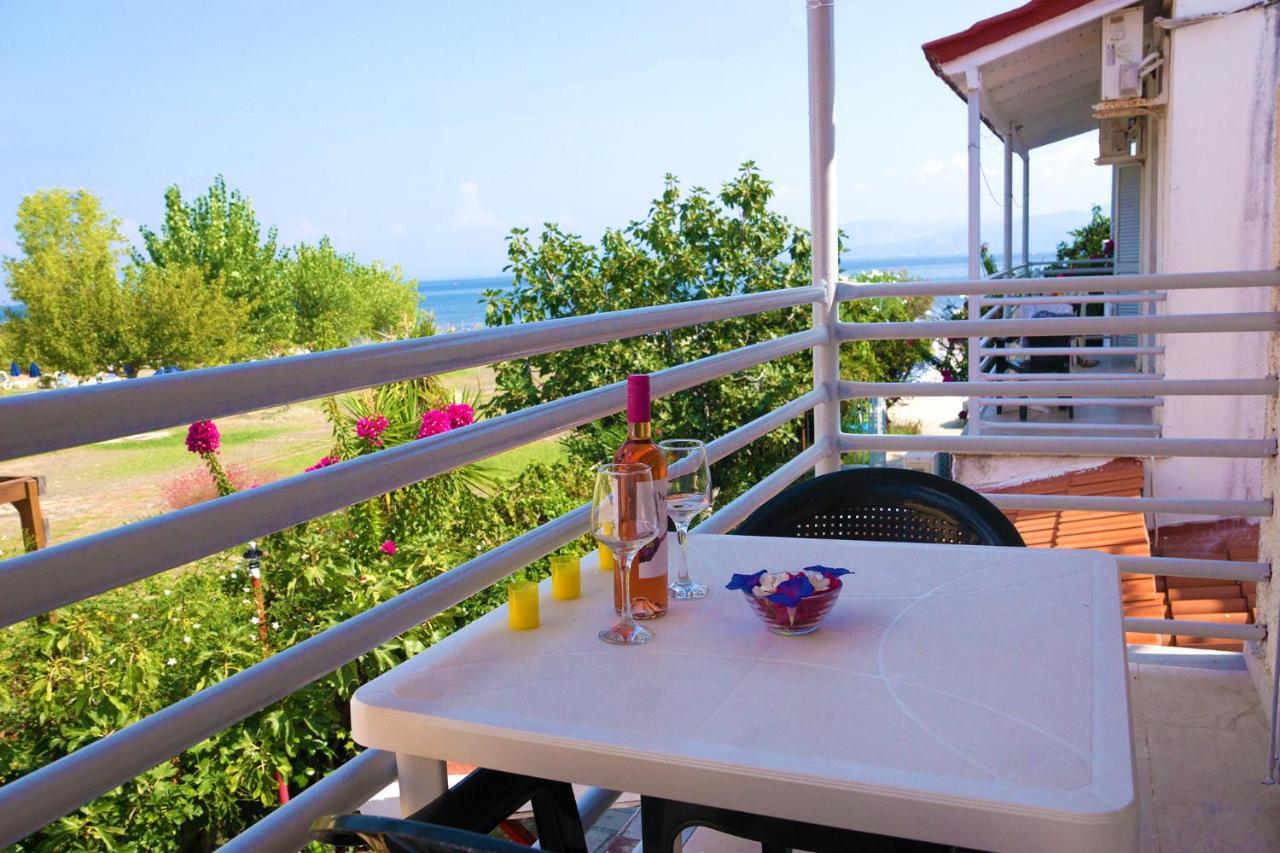 Erosea Beach Resort Kávos Extérieur photo